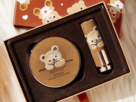 Lucky Cute Bear Makeup Set Three-color Velvet Lipstick Oil Control Air Cushion BB Cream Concealer Foundation Natural Cosmetics Online Hot Sale