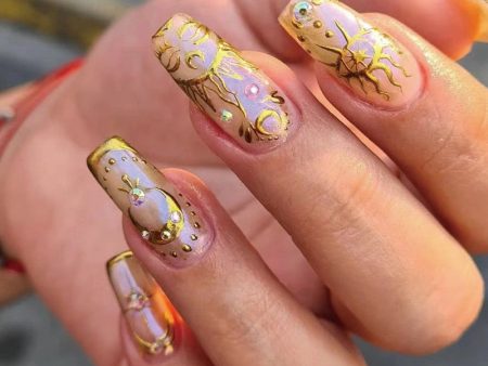 New Medium Coffin Fake Nails 24pcs Gold Eye Pattern Artificial Nails For Girls Wearable Full Cover European False Nail Tips Fashion