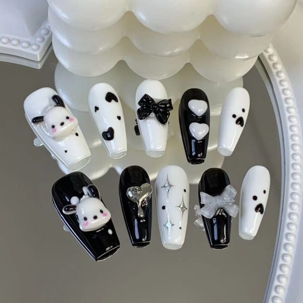 POCHACCO-TEN PIECES OF HANDCRAFTED PRESS ON NAIL For Sale