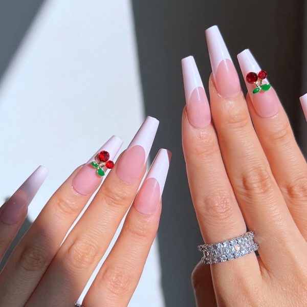 Fashion 24pcs French Nails For Women Simple Pink Ins Style Fake Nails Acrylic fake Full Tips False Press on nail 2022 new Online Hot Sale