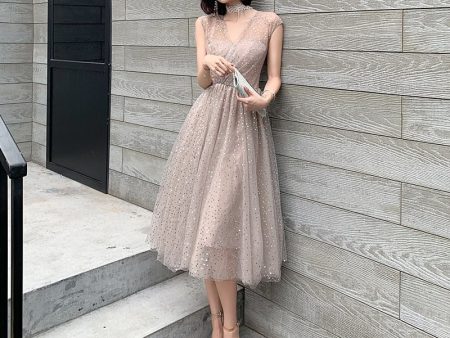 Long Elegant Banquet illusion Evening Gown V-Neck Brilliant Fashion