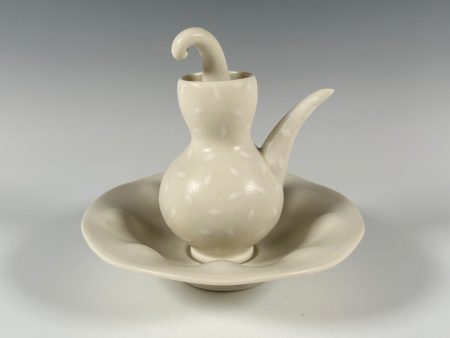 Elizabeth Lurie soy pot with underplate Online now