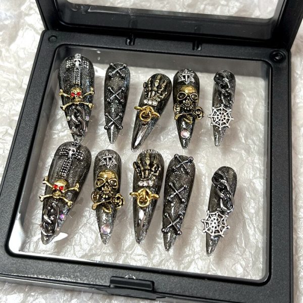 Skull Design Punk Rock Black False Nails Press On Nails Handmade Halloween Long Coffin Reusable Fake Nail With Glue DIY Manicure For Cheap